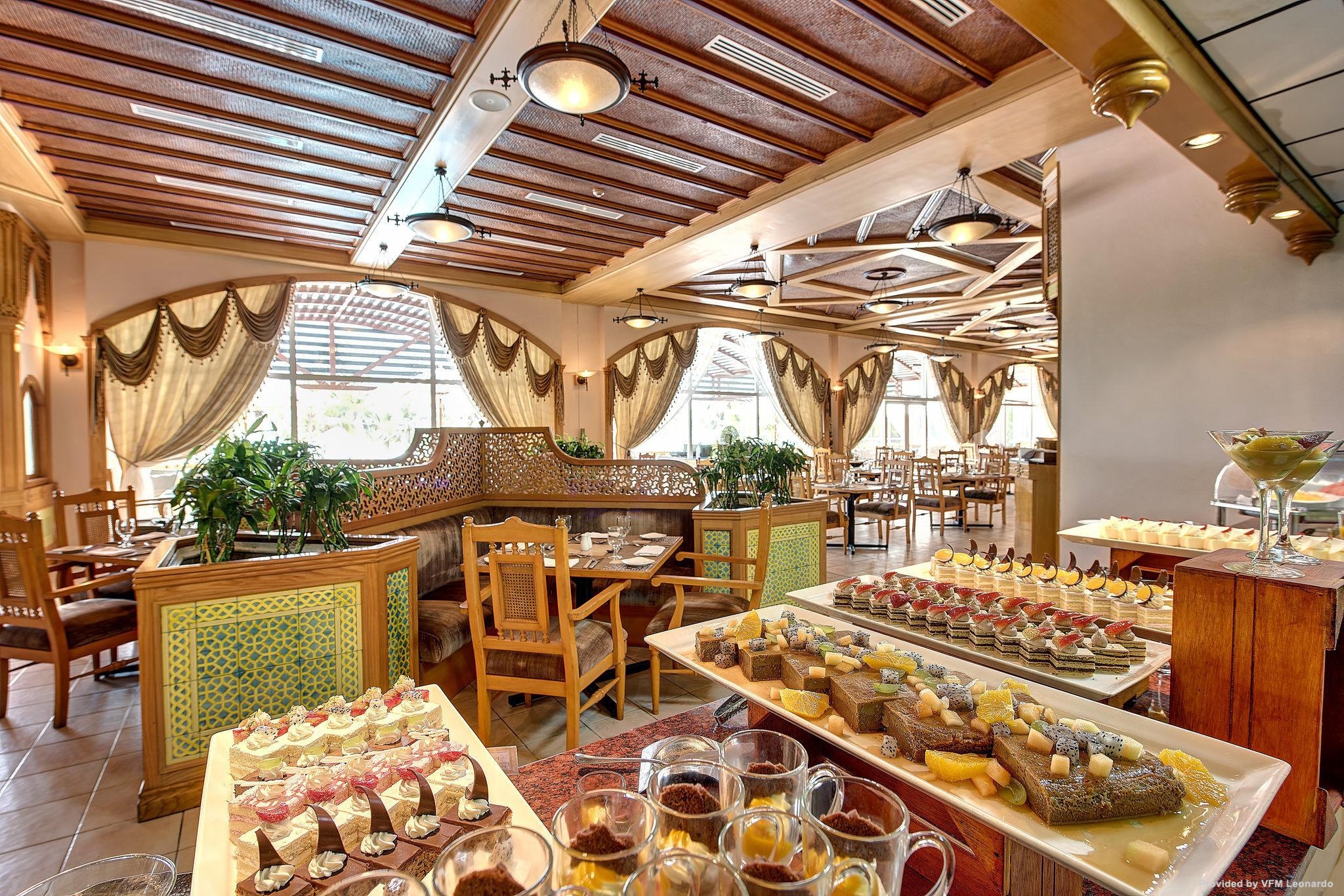 Crowne_Plaza_Hotels_Resorts_SALALAH-Salalah-Restaurant-84-350978